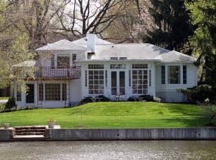 4 Evans Dr, Cranbury, NJ 08512