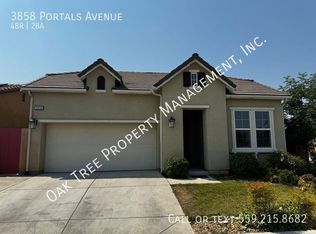 3858 Portals Ave, Clovis, CA 93619