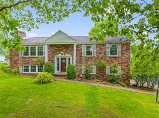 1433 Sugar Run Rd, Venetia, PA 15367