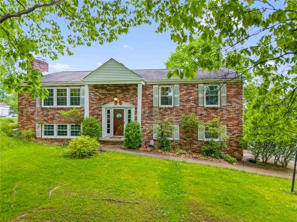 1433 Sugar Run Rd, Venetia, PA 15367