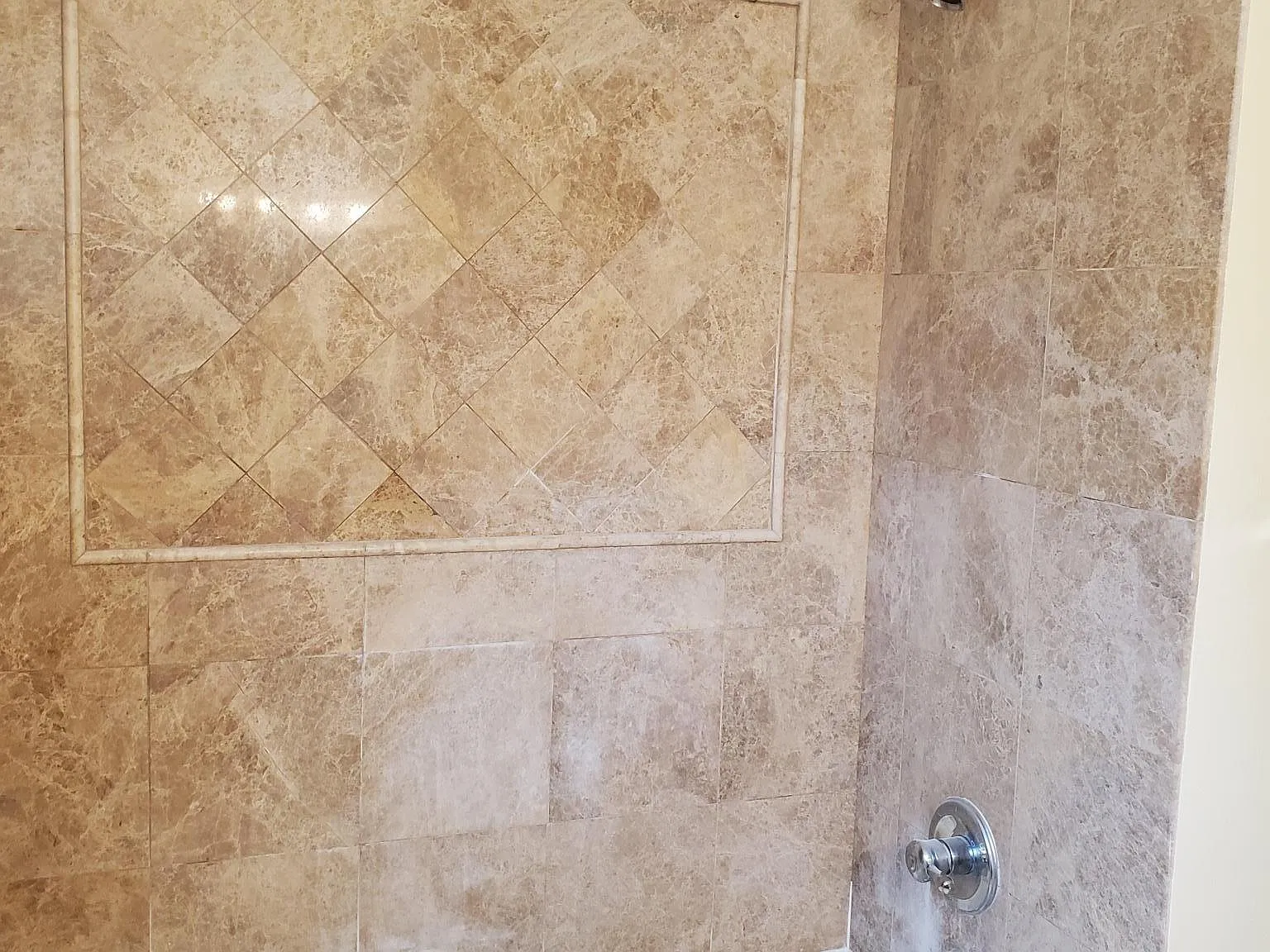 1 bed, 700 sqft, $3,650 — Photo 3