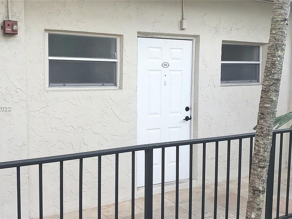 1st image of 8600 SW 67th Ave #935