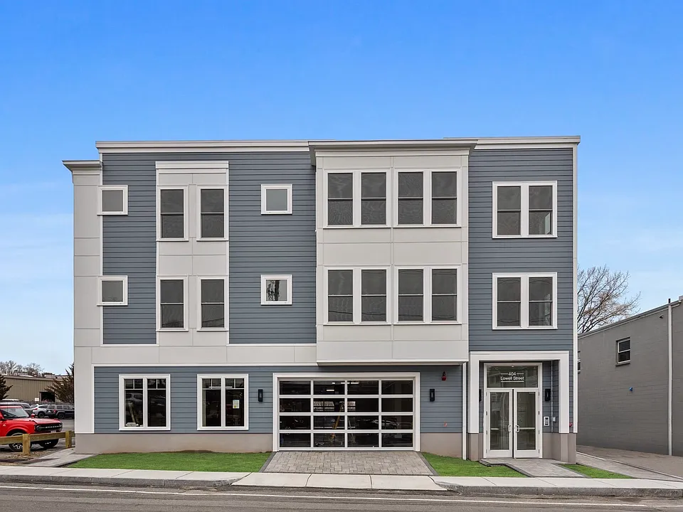 404 Lowell St #6