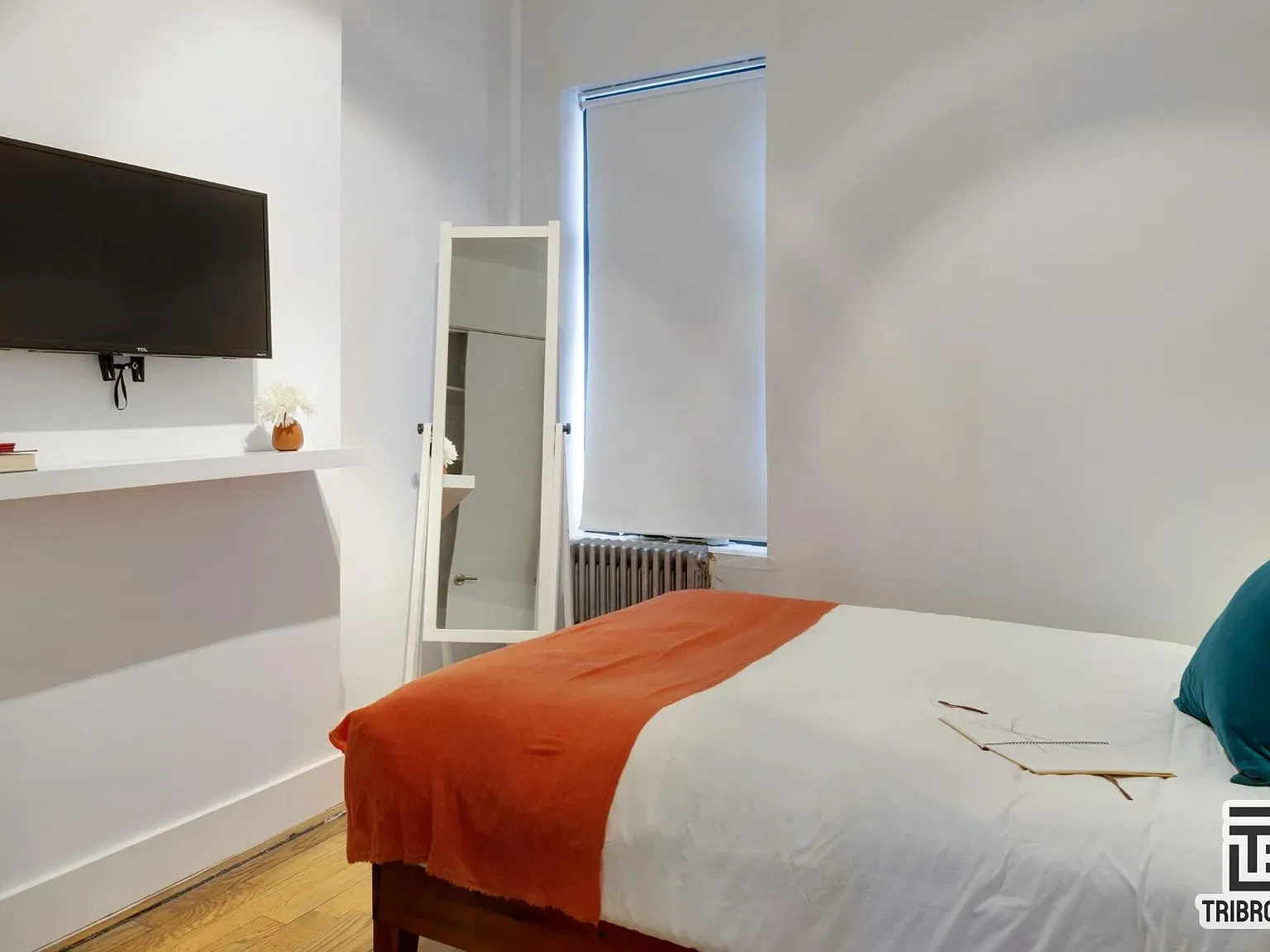 1681 Lexington Avenue — Photo 3