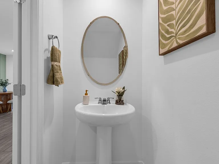 3031 Jessamine Dr — Photo 2