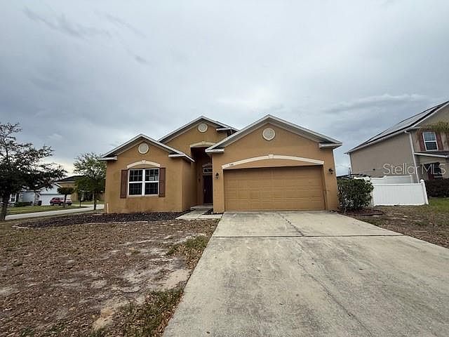 1st image of 330 GLADESDALE STREET