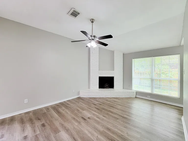 15814 Murrelet Ct — Photo 8