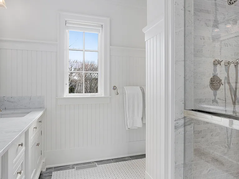 252 Bluff Rd — Photo 13