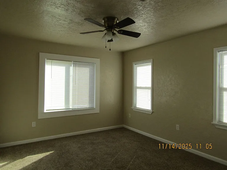 1206 NW Oak Ave — Photo 12