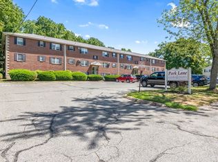 15 Lafayette Ave APT D3, Danvers, MA 01923