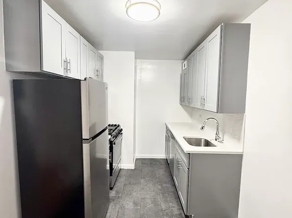 611 Banner Ave, Brooklyn, NY
