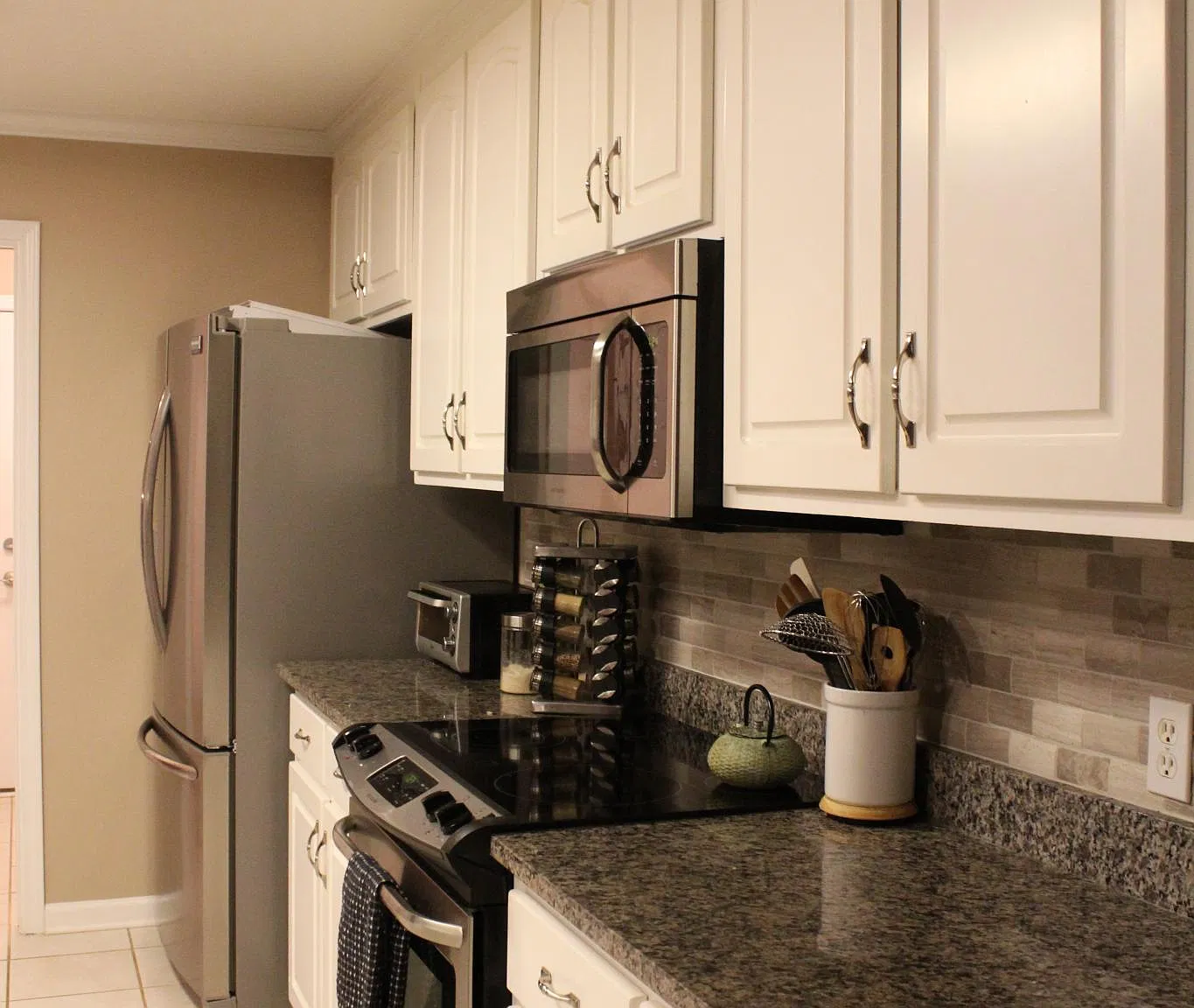 3 bed, 1767 sqft, $1,700 — Photo 2