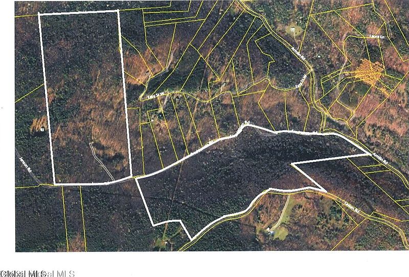 3rd image of 255 Lassen Road