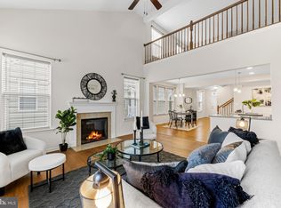 2907 Union Square Rd, New Windsor, MD 21776