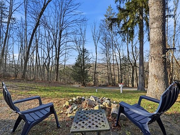 3rd image of 35 Puder Rd