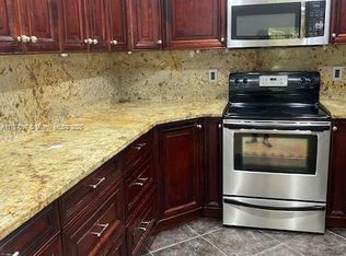 3933 Cocoplum Cir #3518, Pompano Beach, FL 33063