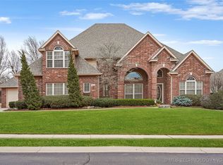 1433 W Plymouth St, Broken Arrow, OK 74012