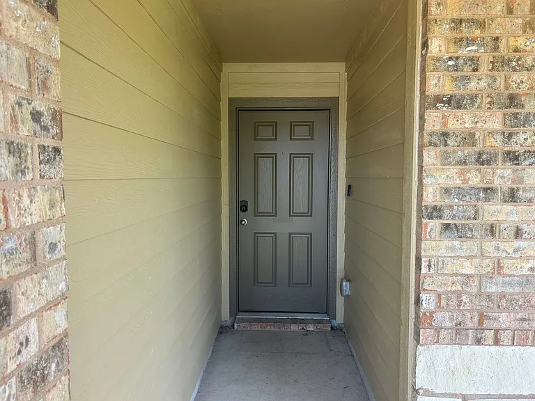 137 Bainbridge Rd — Photo 8