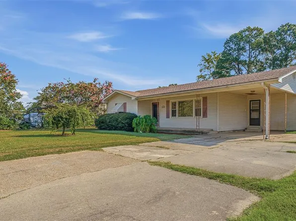 1112 David Dr, Kennett, MO 63857
