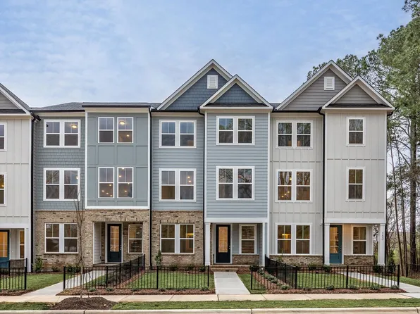 151 Broadway St, Knightdale, NC 27545