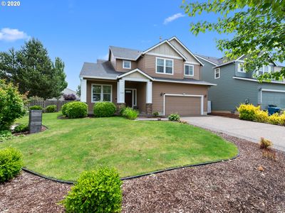222 Boean Ln, Woodburn, OR, 97071
