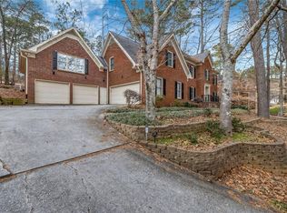 1828 Chedworth Ln, Stone Mountain, GA 30087