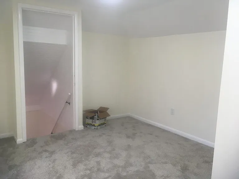 1216 Hover St — Photo 16