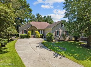 106 Bowline Rd, New Bern, NC 28562