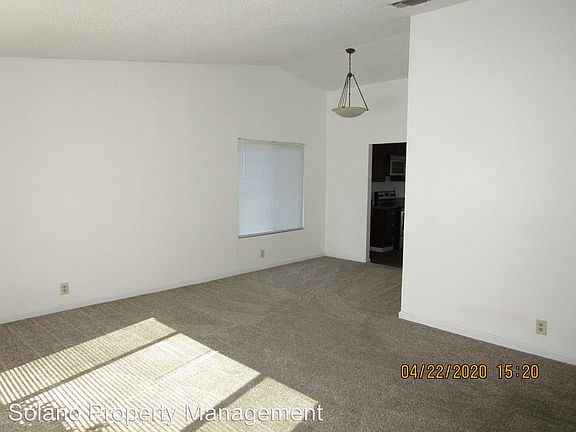 5th image of 203 Providence Pl