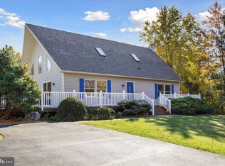 2943 Upper Ridge Rd, Pennsburg, PA 18073