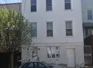 319 70th St APT 1, Guttenberg, NJ 07093