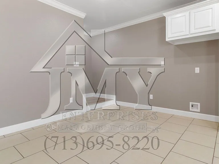 9502 Craven Gardens St #A — Photo 14