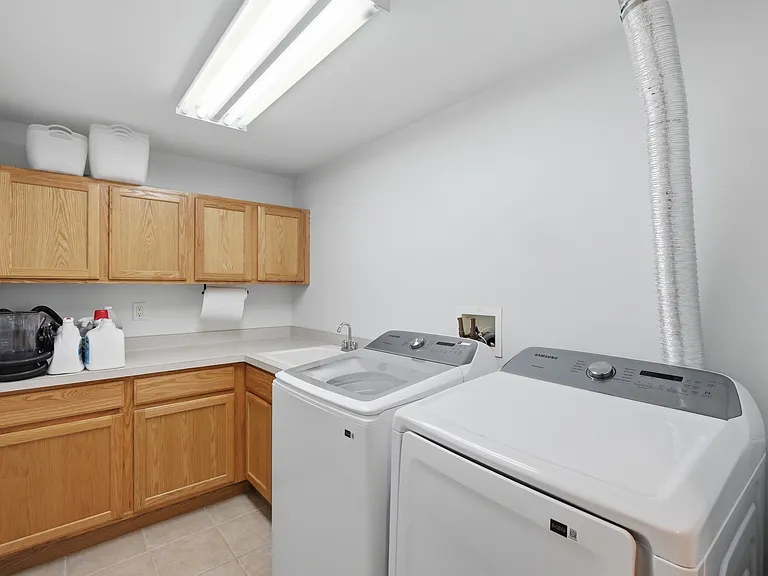 1051 Tamarack Way #1051 — Photo 22