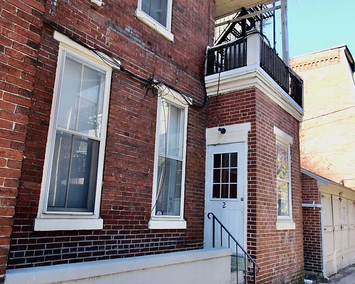 206 Hamilton Street — Photo 2