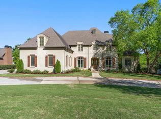 1569 Woodridge Pl, Vestavia, AL 35216