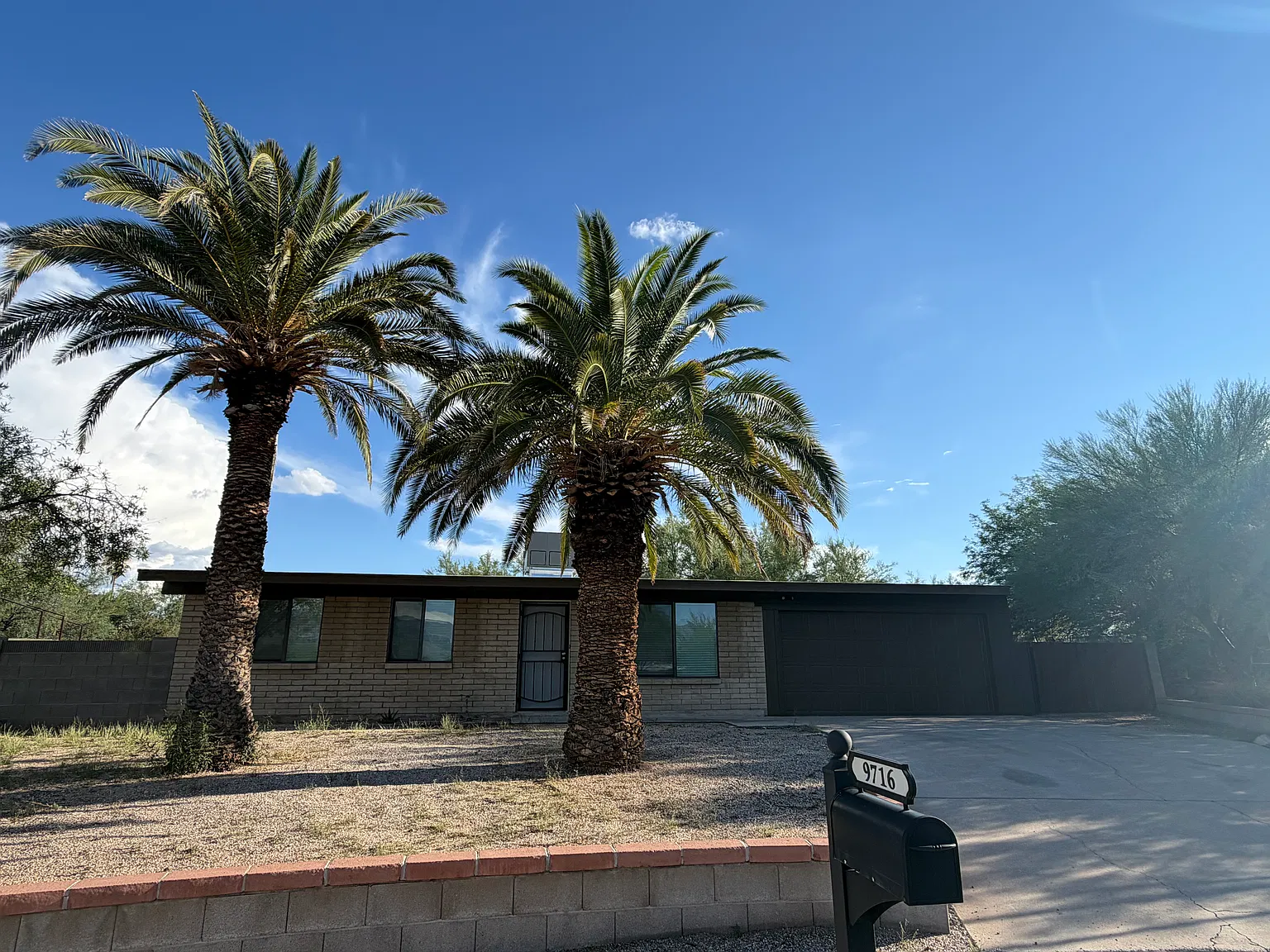 3 bed, 1026 sqft, $2,000 — Photo 1
