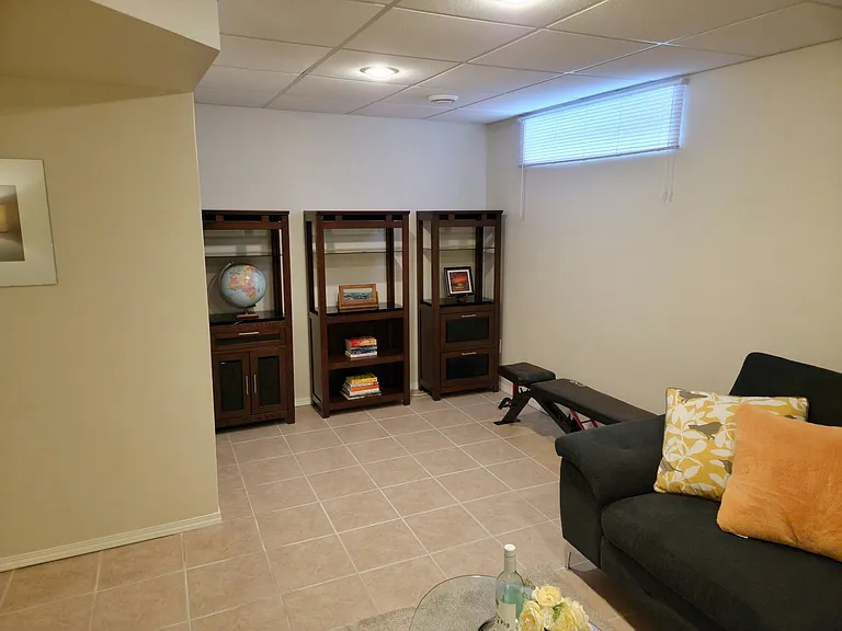 Bayfield Cres — Photo 12