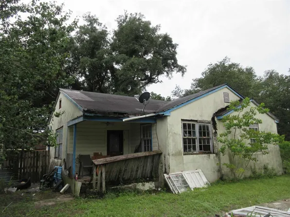 1981 Luneta St, Navarre, FL 32566