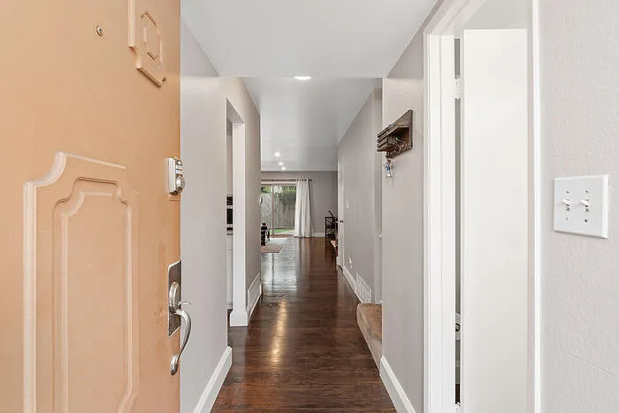 6821 Alvarado Rd #11 — Photo 6