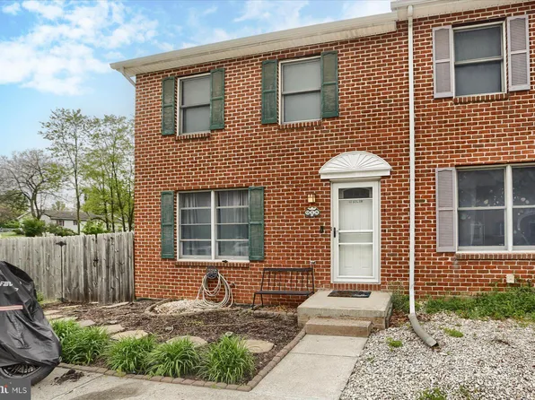918 Monroe St, Steelton, PA 17113