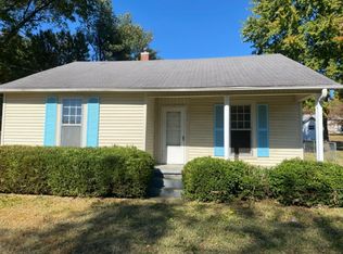 214 W South St, Dyer, TN 38330