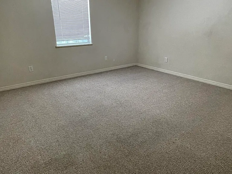 4420 Carter Rd #12 — Photo 8