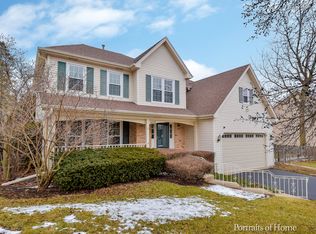 859 E Sterling Ave, West Chicago, IL 60185
