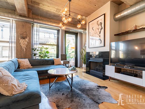 2nd image of 1000 W 15th St Unit 303