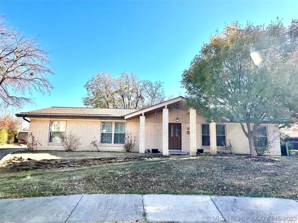 7034 E 51st Ct, Tulsa, OK 74145