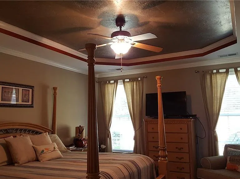 7613 Cedar Grove Ct — Photo 11