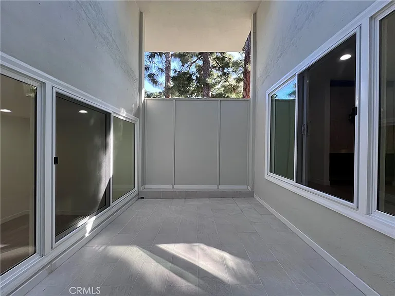 4745 S La Villa Marina #J — Photo 11