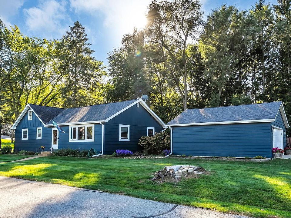 1st image of 8140 236th AVENUE