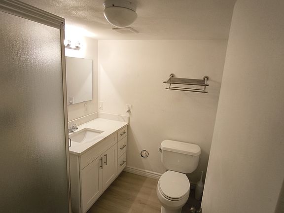 4th image of 3648 44th Ave SW #B1