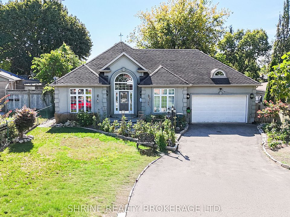 1st image of 7 Dengate Cres